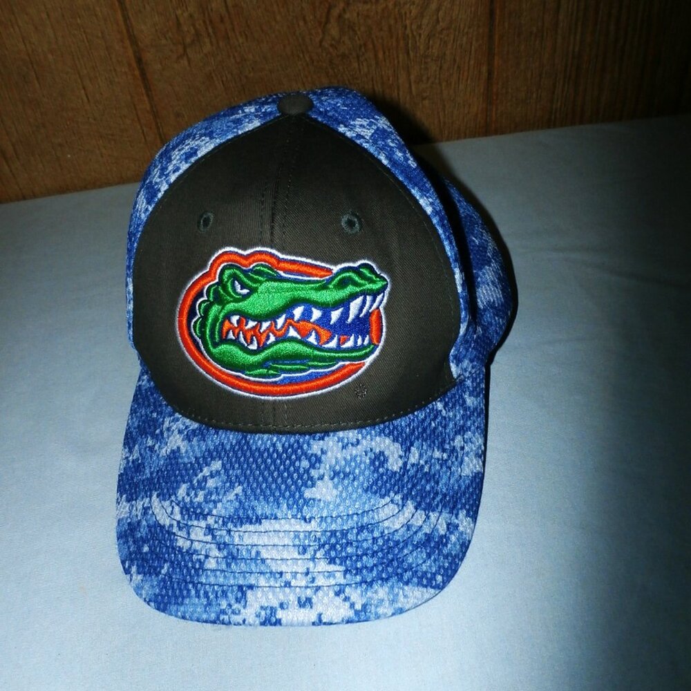 Florida Gators Baseball Cap Hat Blue Tye Dye  Gator Head Embroidered Logo